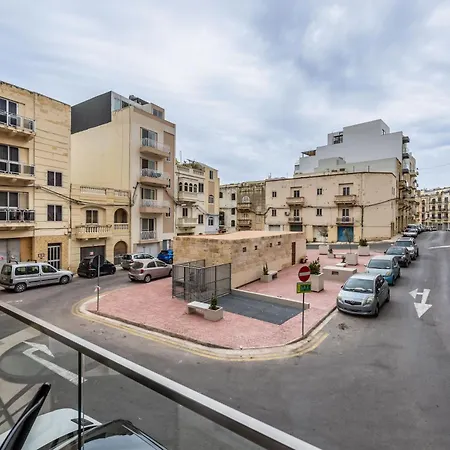 Park D2 * Msida